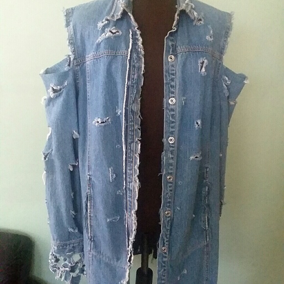 Jean Distressed Denim Cold Shoulder Dress Jacket - Picture 4 of 5